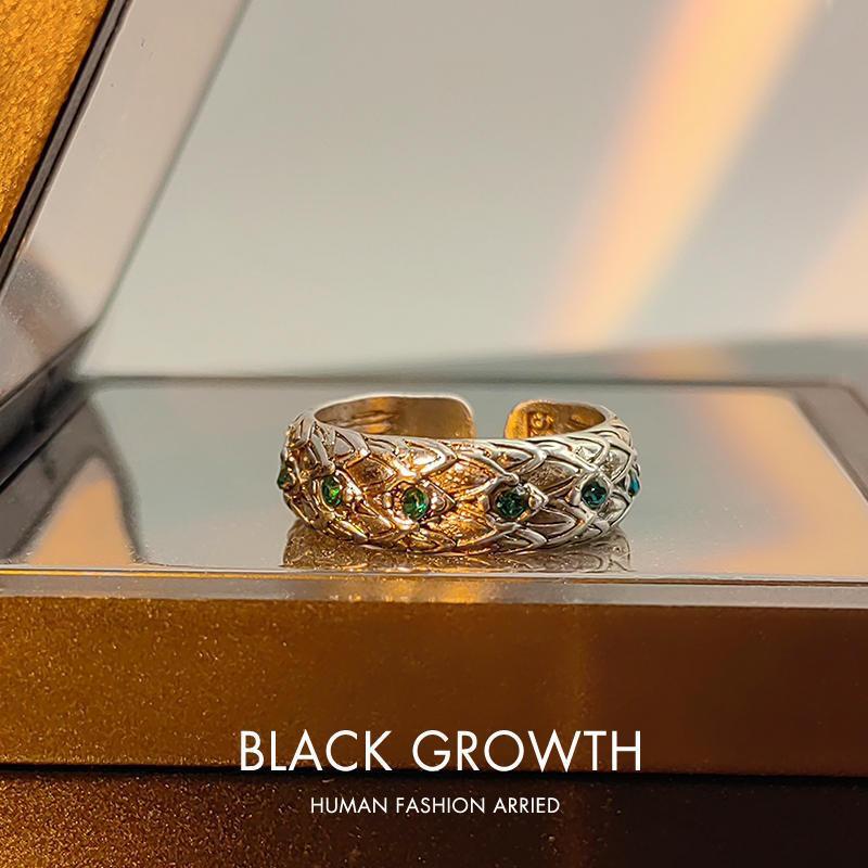 Vintage Adjustable Statement Ring Collection