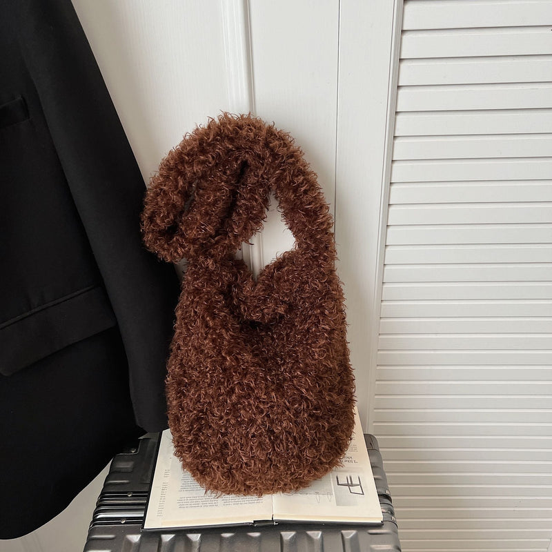 Versatile Plush Bucket Bag Autumn Winter Large Capacity Messenger Bag