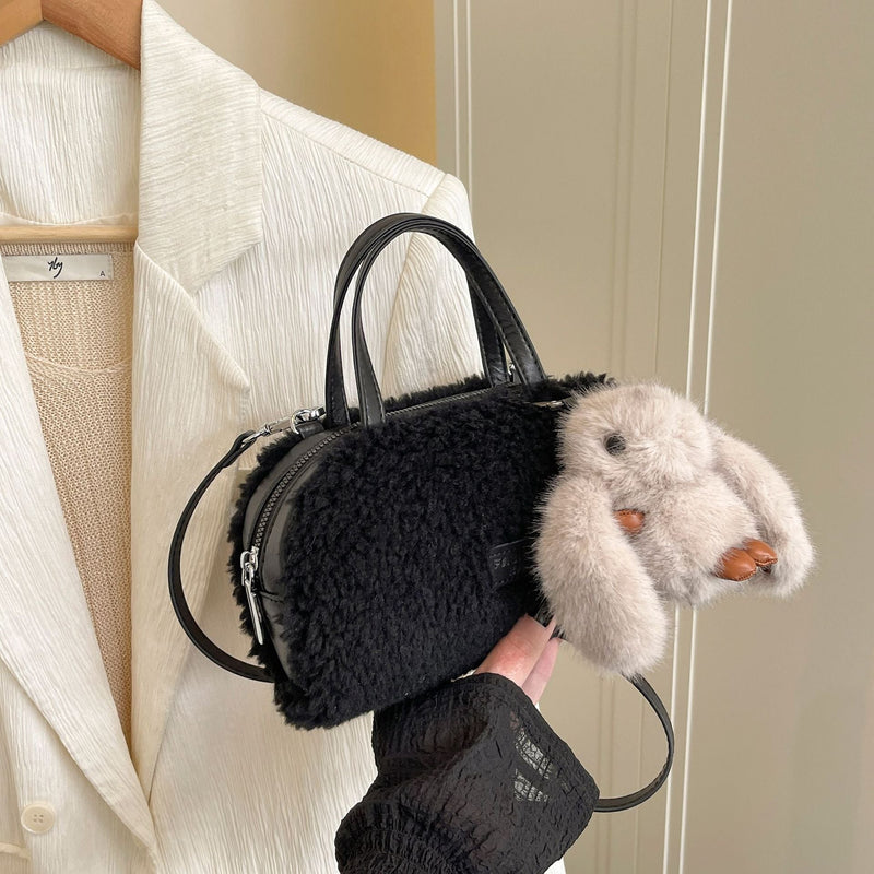 Light Luxury Plush Women's Shoulder Bag Retro Commuter Messenger