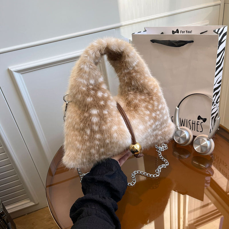 Trendy Plush Chain Shoulder Bag for Daily Use