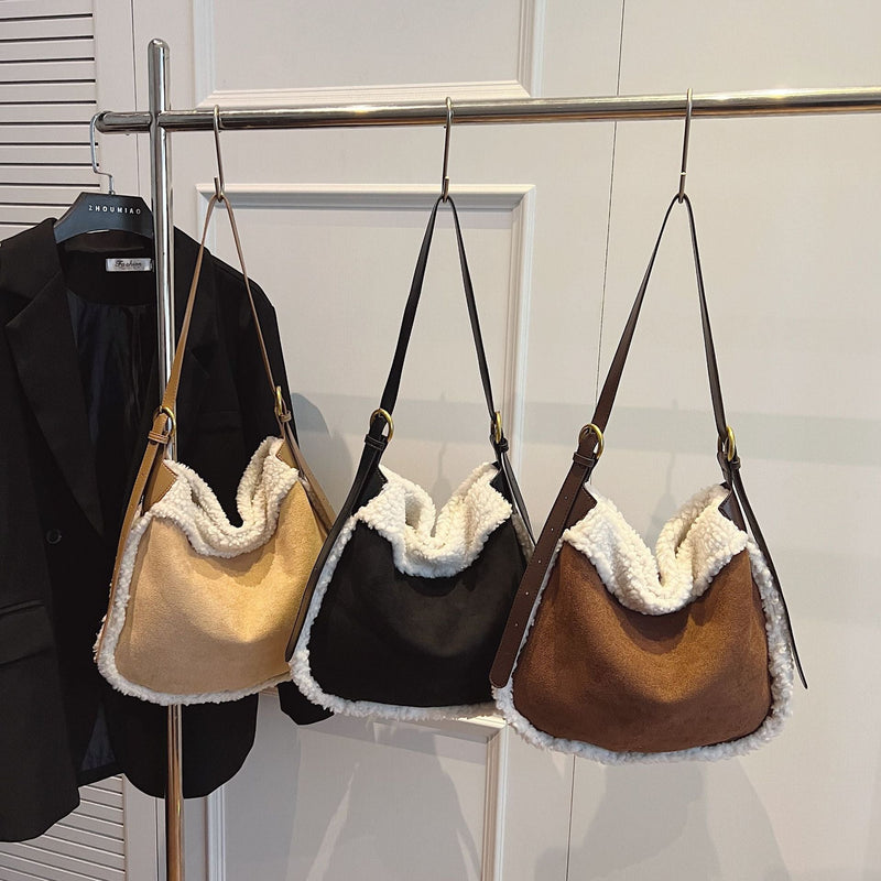 Vintage Wind Matte Deerskin Fleece Fluffy Bucket Bag Commuter Large Capacity Shoulder Bag Niche Lazy Messenger Bag