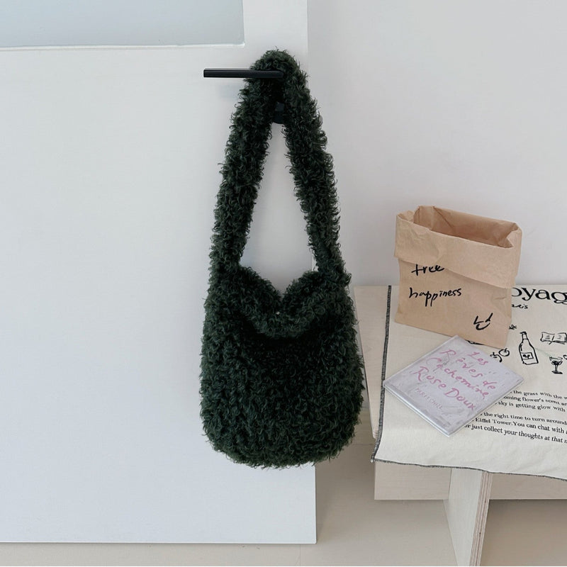 Women's Plush Bucket Bag Large Capacity Autumn Winter Shoulder Bag