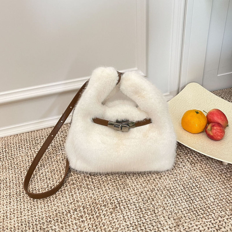 Stylish Large-Capacity Plush Hand Bucket Bag